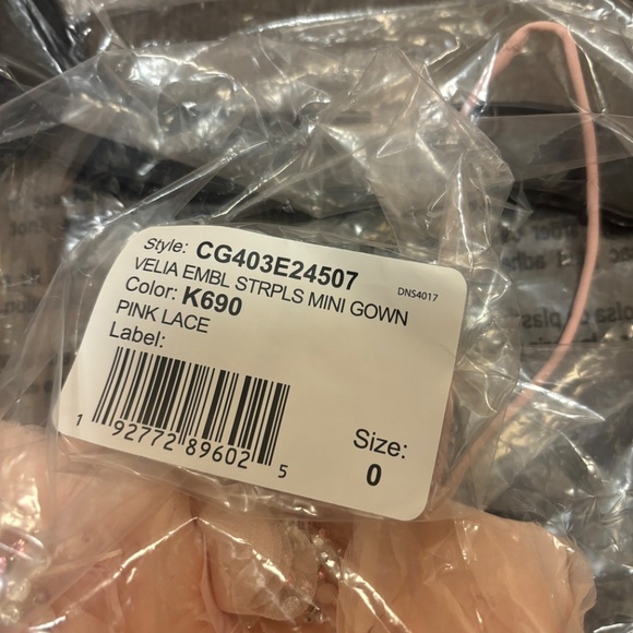 Alice and Olivia, Strapless Pink Dress with Flowers, Size 0, BRAND NEW - Picture 7 of 7